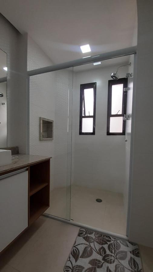 Lindo Flat No Edificio Cosmopolitan, Com Garagem E Piscina Apartment Santos  Exterior foto